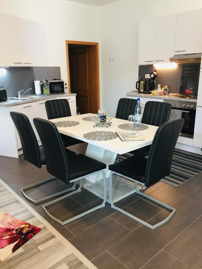 Ferienwohnung Marina An Der Romantischen Strasse Weikersheim Exteriör bild
