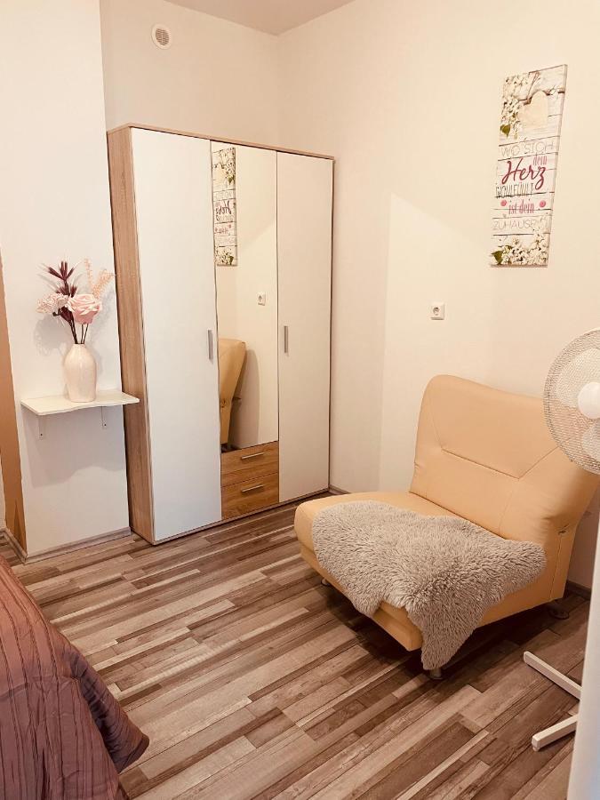 Ferienwohnung Marina An Der Romantischen Strasse Weikersheim Exteriör bild
